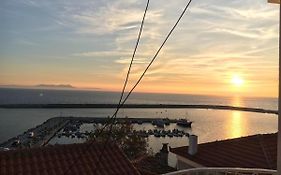 Plomari - Seafari Apartment
